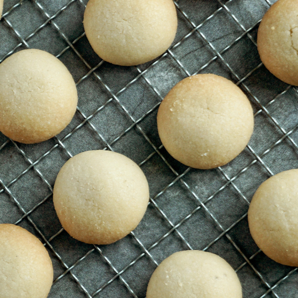 Baked cookies on a cooling rack